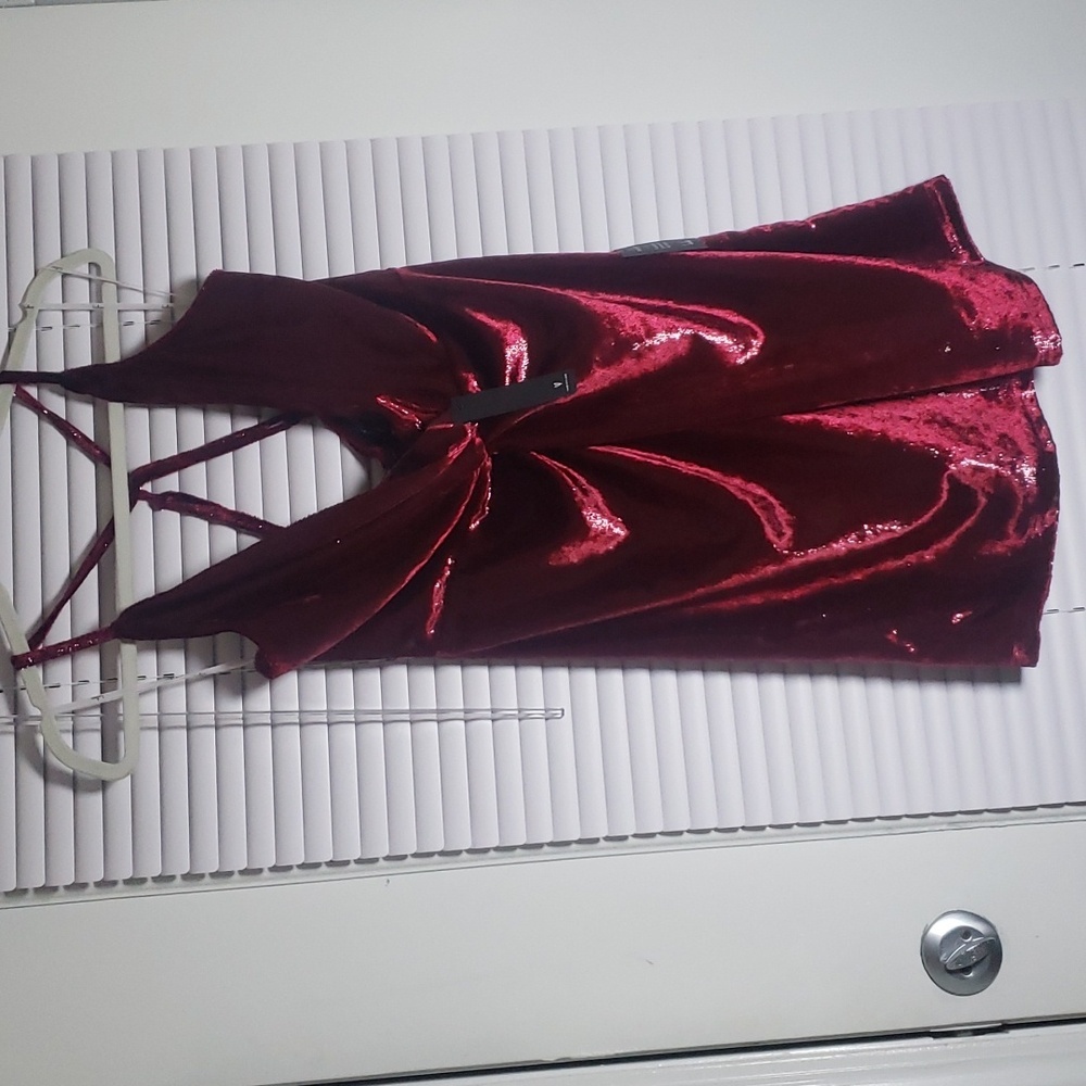 NWT Lulus L Stunning Ways Wine Red Velvet Sleeveless Mini Dress - Picture 15 of 15